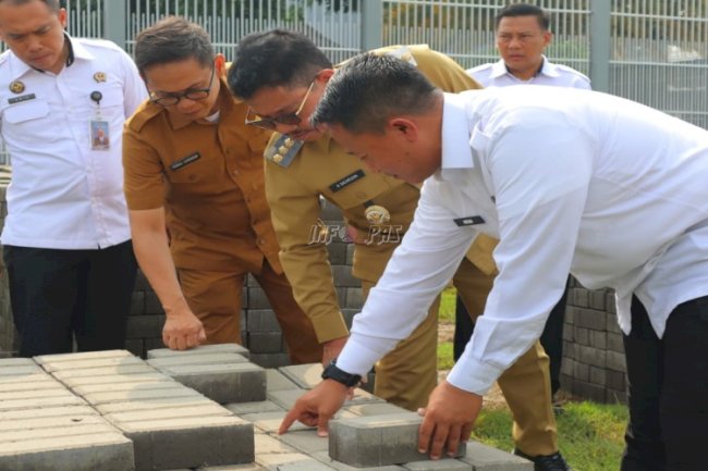Produksi Paving Blok di Lapas Kelas I Tangerang Tuai Apresiasi Wali Kota Tangerang