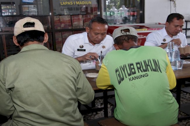 Lapas Kelas I Madiun Lanjutkan Program ‘Makan Bareng Bergizi dan Penyerahan Bantuan Sosial’