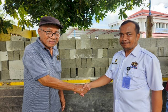 3.000 Batako Karya Warga Binaan Lapas Ambon Ludes Terjual, Bukti Pembinaan Berdaya Ekonomi