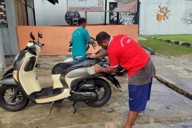 Warga Binaan Lapas Tual Sukses Kelola Jasa Cuci Kendaraan