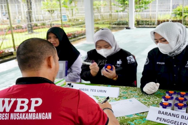 Komitmen Antinarkoba, Lapas Besi Gelar Penggeledahan Gabungan bersama BNNK Cilacap dan Polsek Nusakambangan