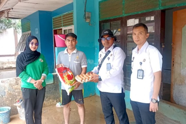 Lapas Tolitoli Serahkan Bantuan kepada Petugas Terdampak Banjir