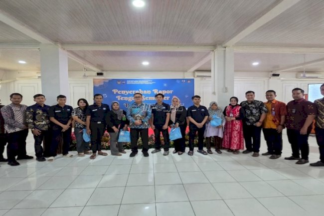 Rutan Jakarta Pusat Bagikan Rapor Tengah Semester Siswa PKBM dan Bantuan Sembako untuk Keluarga Warga Binaan