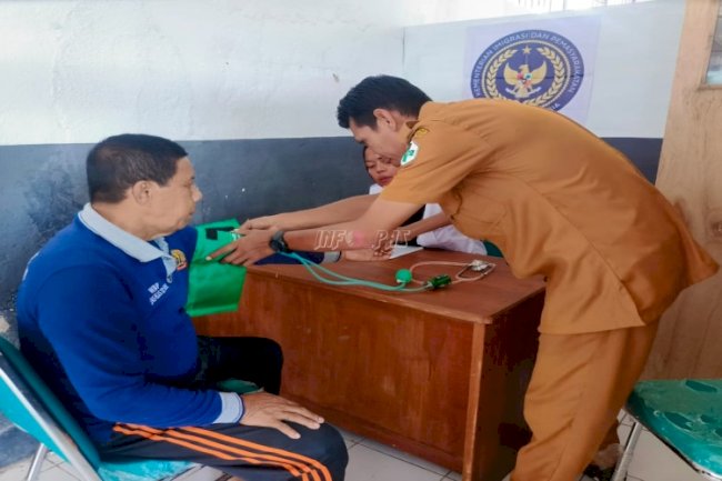 Lapas Geser Gandeng Puskesmas Perawatan Geser, Periksa Kesehatan Petugas dan Warga Binaan