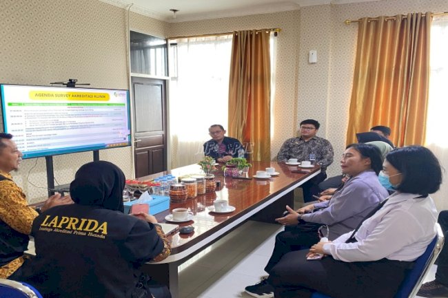 Simulasi Akreditasi Klinik, Lapas Luwuk Berkomitmen Tingkatkan Kualitas Layanan Kesehatan Warga Binaan