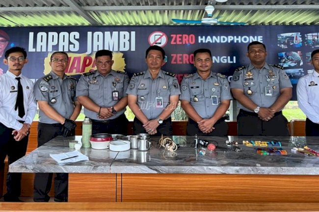 Lapas Jambi Razia Blok A1, Pastikan Keamanan dan Ketertiban Tetap Kondusif