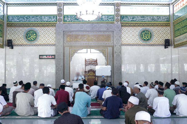 Sentuhan Spiritual di Balik Tembok Lapas Cibinong, Warga Binaan Ikuti Ceramah Agama