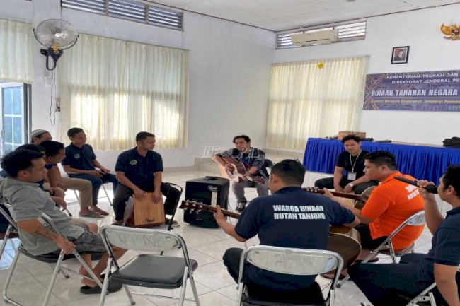 Salurkan Bakat dan Minat Warga Binaan, Rutan Tanjung Fasilitasi Pelatihan Bermusik