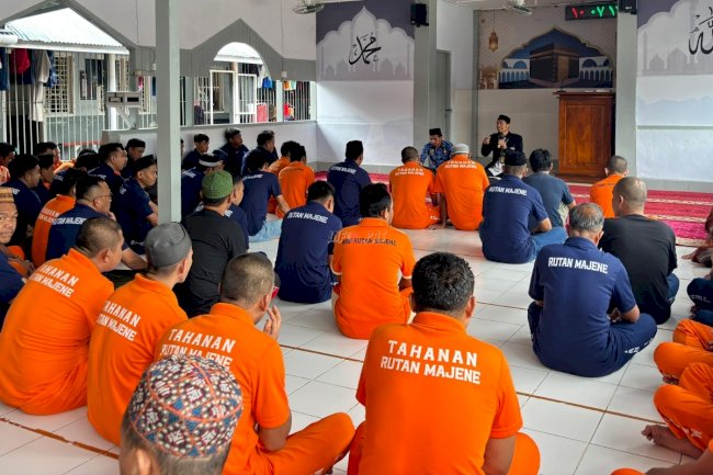 Rutan Mejene Tingkatkan Spiritual Warga Binaan melalui Penyuluhan Keagamaan bersama Kemenag Kab. Majene 