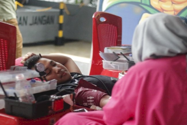 Lapas Takalar Sukseskan Donor Darah dan Pemeriksaan Kesehatan Gratis bagi Warga Binaan dan Masyarakat 