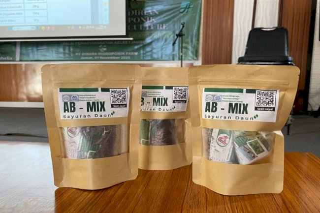 41 Bungkus Pupuk AB Mix Racikan Klien Bapas Jambi Ludes Terjual di CFD Tugu Keris Siginjai