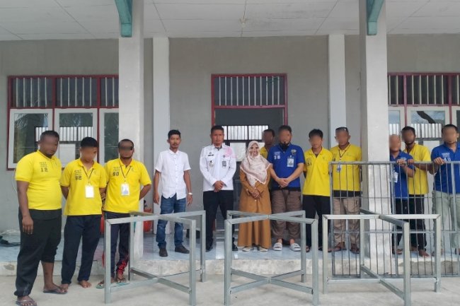 Tinjau Progres Pelatihan, Hasil Karya Pengelasan Warga Binaan Lapas Namlea Diapresiasi Kepala BLK Buru