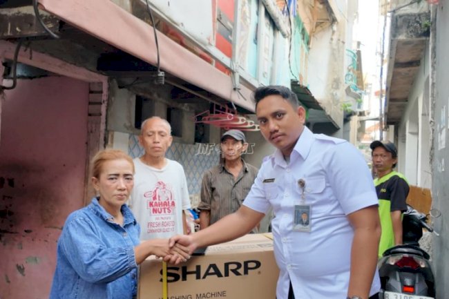 Dukung Kemandirian Keluarga Warga Binaan, Lapas Cipinang Salurkan Bantuan Alat Usaha