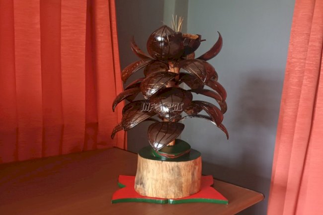 Warga Binaan Lapas Dharmasraya Semangat Hasilkan Kerajinan dari Papan Bekas dan Batok Kelapa