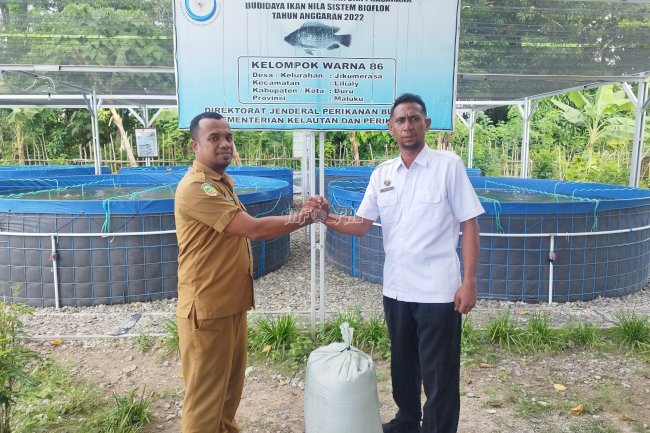 Sinergi Apik, Lapas Namlea Terima Bantuan Pakan Ikan dari Dinas Perikanan Kab. Buru
