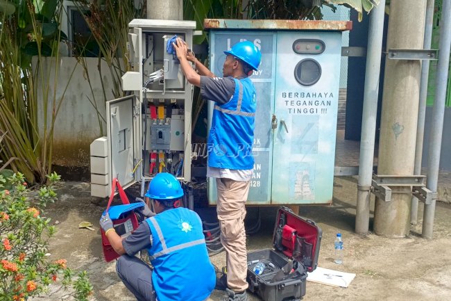 Cegah Gangguan Kelistrikan, Lapas Cibinong Gandeng PLN ULP Cibinong Lakukan Pemeriksaan Berkala