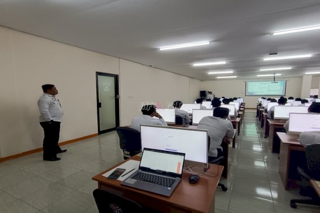 Ratusan Petugas Pemasyarakatan Kaltim Jalani CAT Seleksai Penyesuaian Ijazah dan Ujian Dinas Kemenimipas