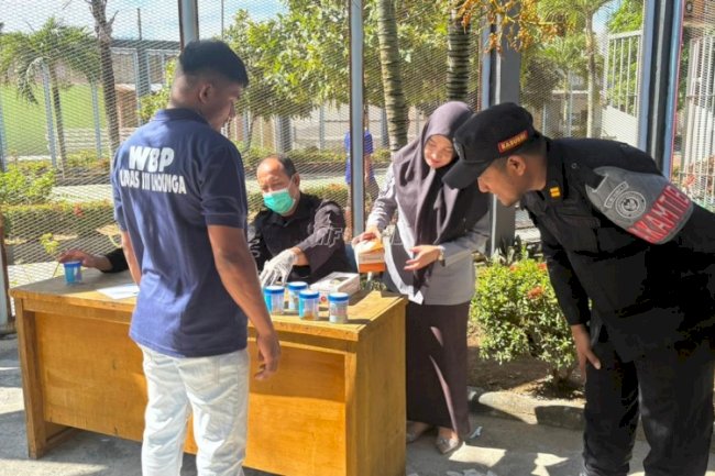 Lapas Lhoknga Tes Urine Warga Binaan, Perkuat Deteksi Dini dan Berantas Peredaran Narkoba