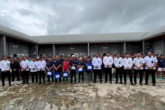 IMIPAS Peduli, Lapas Dharmasraya Salurkan Paket Sembako kepada Warga Binaan