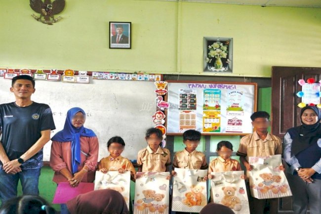 Baksos Lapas Tanjungpandan, Lunasi Uang Komite dan Salurkan Perlengkapan Sekolah