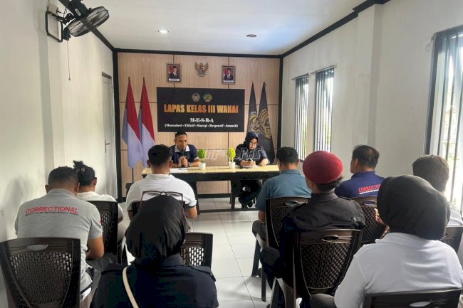 Tingkatkan Profesionalitas Jajaran, Kanwil Ditjenpas Maluku Beri Penguatan Petugas Lapas Wahai