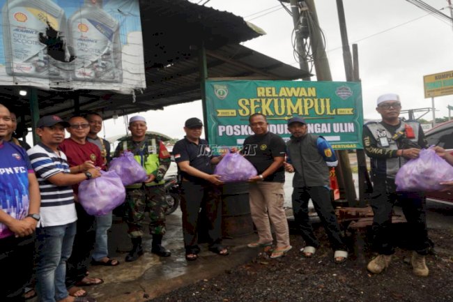 Peduli Sesama, Lapas Narkotika Karang Intan Salurkan Sembako ke Posko Relawan Sekumpul