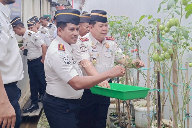 Kakanwil Ditjenpas Kaltim Apresiasi Panen Raya Hasil Pembinaan Warga Binaan Lapas Samarinda