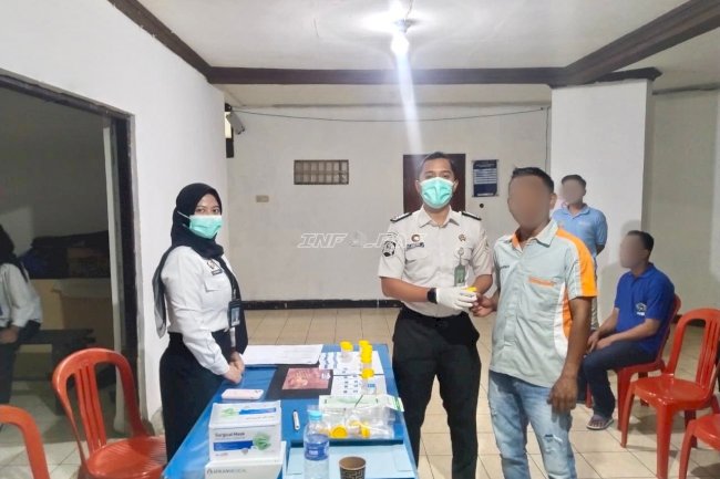 Tes Urine Awal Tahun 2026, Rutan Pelaihari Pastikan Lingkungan Bersih Narkoba
