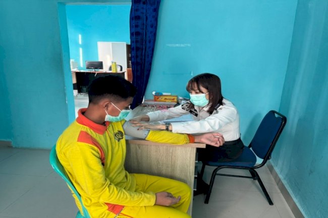 Pastikan Kondisi Fisik Prima, LPKA Palu Berikan Layanan Kesehatan bagi Anak Binaan