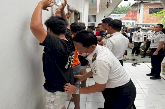 Wujudkan Lingkungan Kondusif, Lapas Muara Bulian Razia Kamar Hunian Warga Binaan