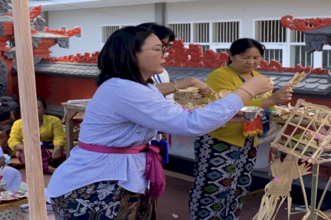 Lapas Luwuk Gelar Upacara Melaspas dan Penyucian Pura Maitri Santhi