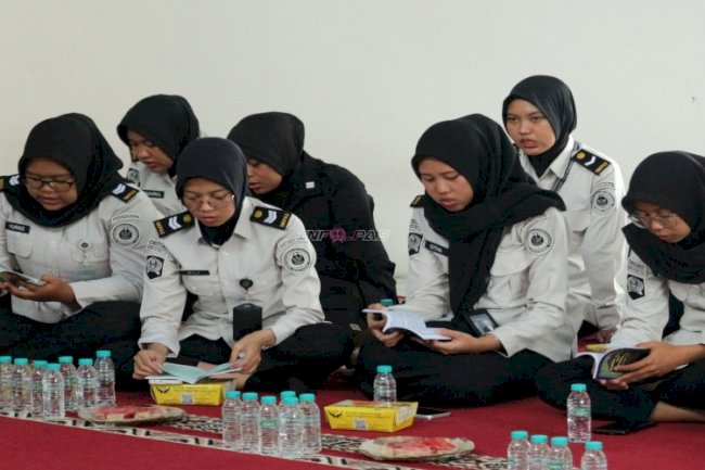 Pengajian Petugas Rutan Perempuan Surabaya Dorong Perubahan Budaya Kerja