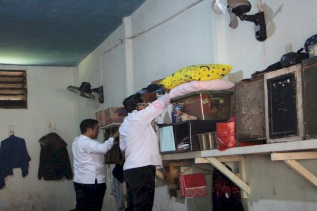 Cegah Potensi Gangguan kamtib, Lapas Kelas I Madiun Razia Hunian Warga Binaan