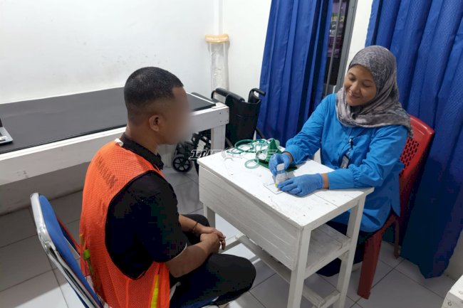 Pastikan Bersih Narkoba, Lapas Wahai Tes Urine Tiga Tahanan Baru