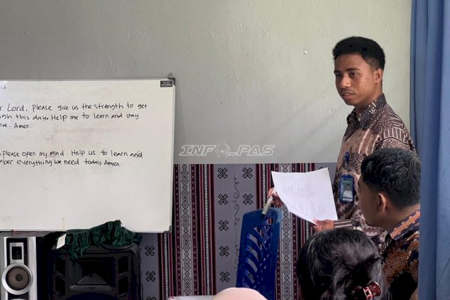 Perkuat Literasi Bahasa Asing, Lapas Kalabahi Lanjutkan Program Belajar Bahasa Inggris