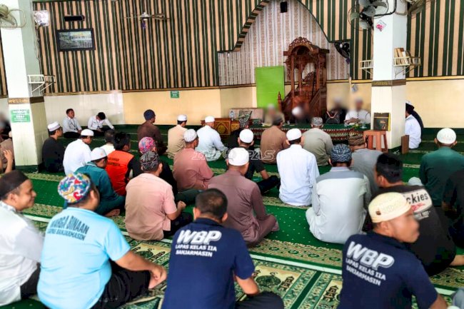 Jumat Takwa Lapas Banjarmasin, Peserta Magang Nasional Ajak Warga Binaan Perbaiki Akhlak