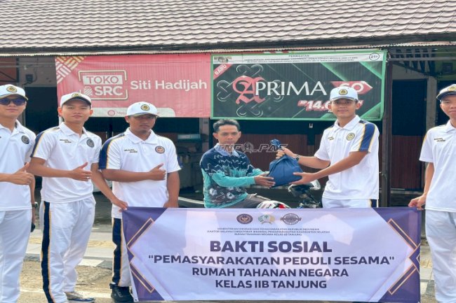 Rutan Tanjung Bagikan Paket Sembako bagi Keluarga Warga Binaan dan Masyarakat Sekitar