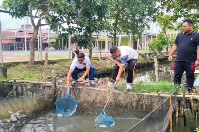 Panen 75 Kg Patin, Lapas Banjarmasin Perkuat Pembinaan Kemandirian Perikanan