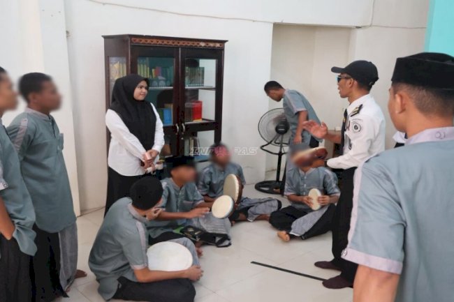 Pembinaan Religius, Anak Binaan LPKA Ambon Dalami Seni Musik Hadrah