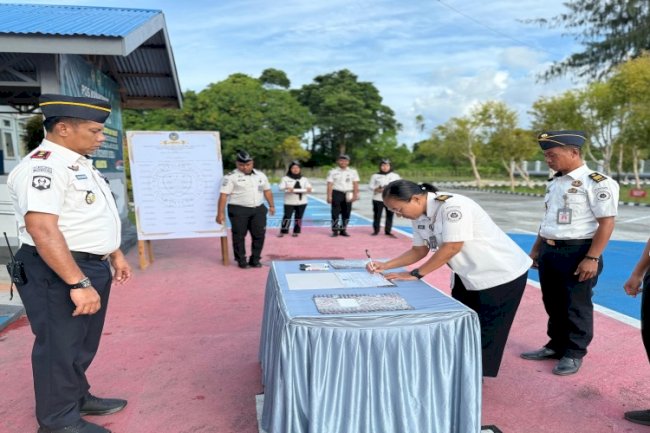 Penandatanganan Pakta Integritas dan Komitmen Bersama, Pembuktian Lapas Namlea Raih WBK/WBBM