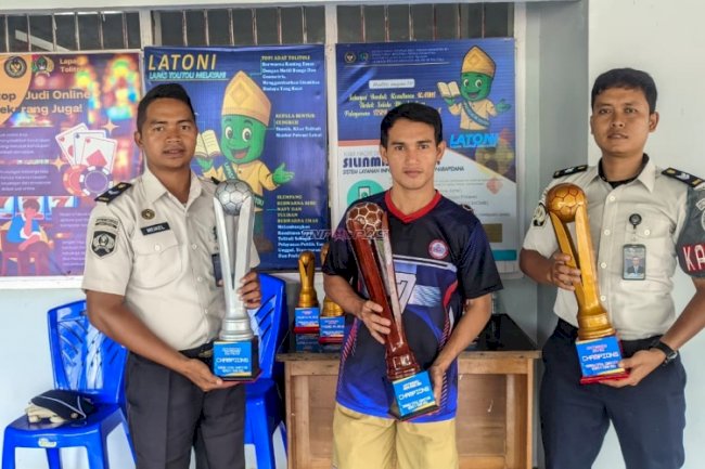 Lapas Tolitoli Serahkan 12 Piala Karya Warga Binaan untuk Igornas Futsal Competition Series II 2026