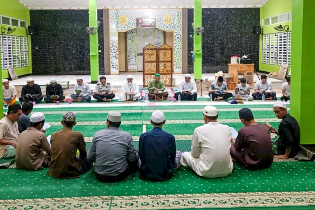 Malam Penuh Berkah, Warga Binaan Lapas Narkotika Karang Intan Khidmat Sambut Nisfu Syaban