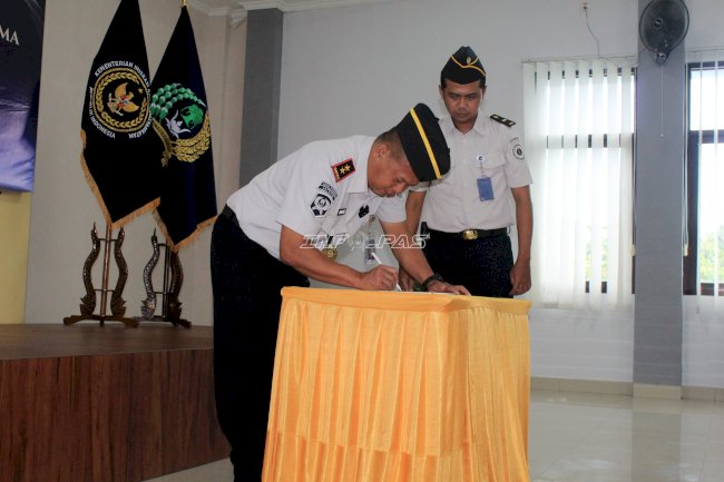 Teken Komitmen Bersama & Pakta Integritas, Kakanwil Ditjenpas Jateng Tegaskan Birokrasi Bersih dan Berintegritas