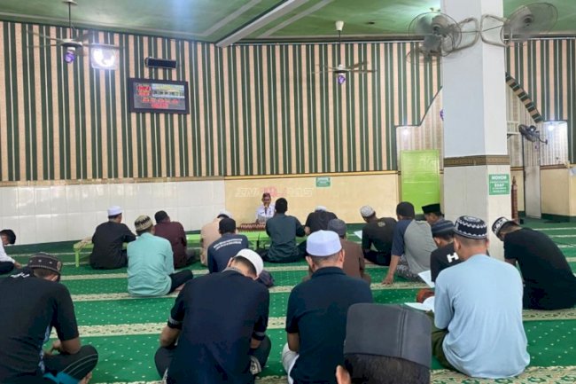 Warga Binaan Lapas Banjarmasin Ikuti Kajian Keutamaan Membaca Al-Qur’an di Bulan Ramadan