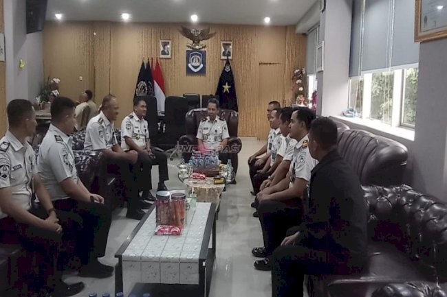 Dari Balik Tembok Lapas, Produk Warga Binaan Lapas Kelas I Tangerang Kini Hadir di Lounge Imigrasi