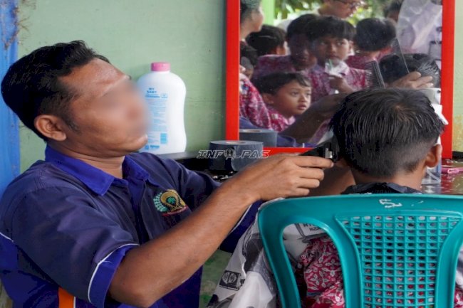Rutan Magetan Libatkan Warga Binaan dalam Bakti Sosial Potong Rambut Gratis