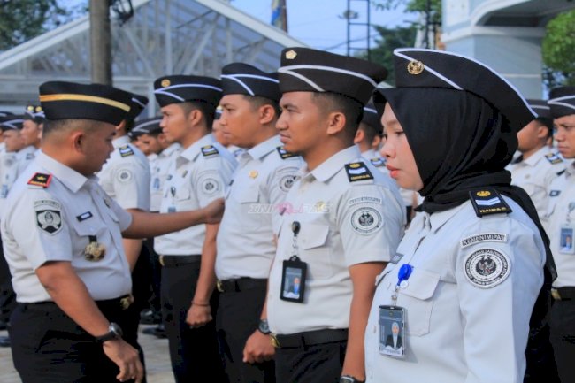Tiga Petugas Lapas Muara Tebo Terima Penyematan Kenaikan Pangkat
