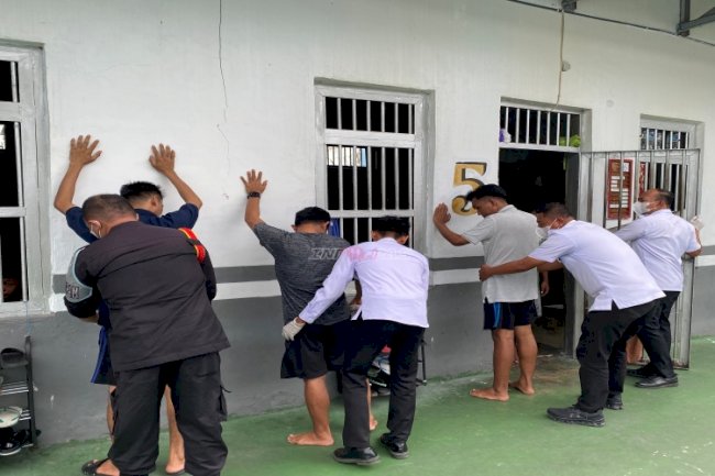 Jelang Ramadan, Lapas Banjarbaru Gelar Razia Perkuat Kamtib