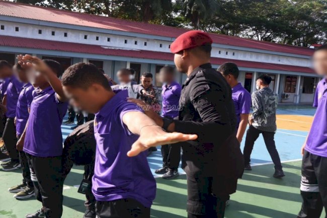 LPKA Ambon Laksanakan Penggeledahan Rutin, Pastikan Kamtib Tetap Kondusif