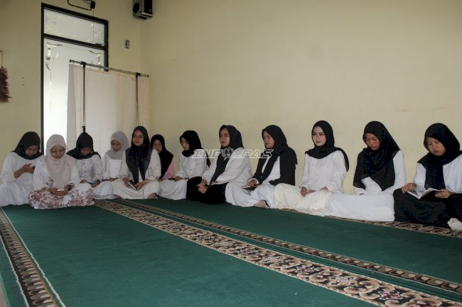 Isi Ramadan dengan Tausiah dan Yasinan, Kanwil Ditjenpas Sumsel Perkuat Keimanan